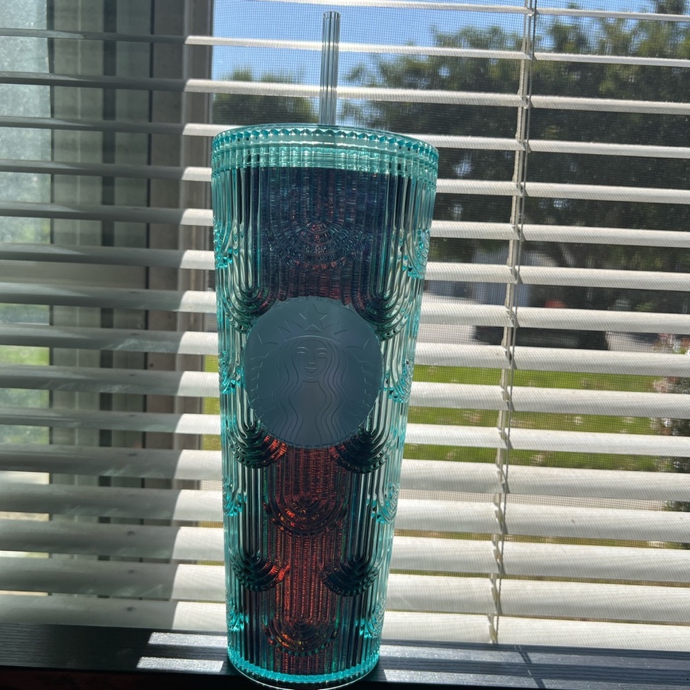 Starbucks Venti Cup Mermaid. Summer collection 2022! Never used and has tags!